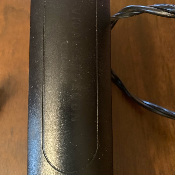 Vidal Sassoon Flat Irons - Picture 2 of 4